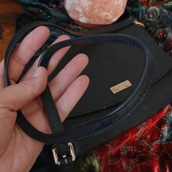 Firm $$ LIKE NEW!! Kate Spade Laurel Way Greer Crossbody Bag in black - Picture 13 of 15